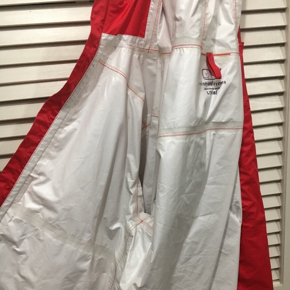 Vineyard Vines rain jacket - Picture 4 of 5